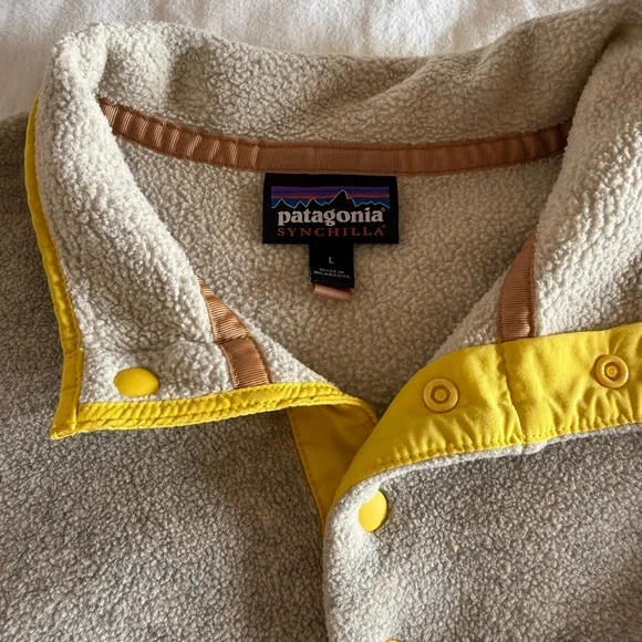 Patagonia Synchilla Jacket - Picture 2 of 5